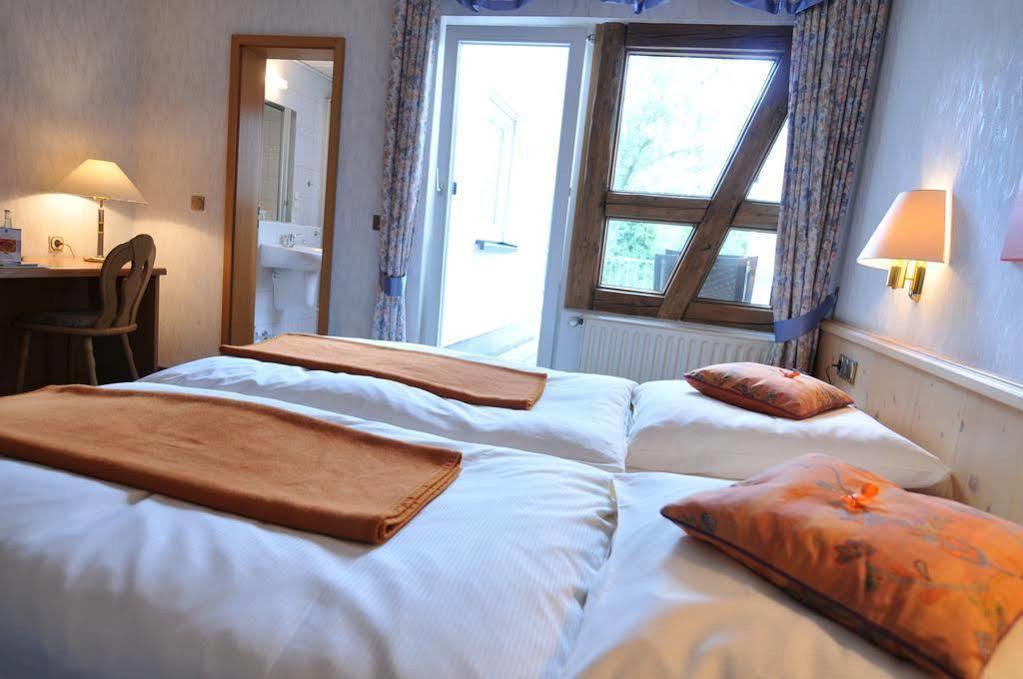 Hotel Bergischer Hof Windeck Exterior foto